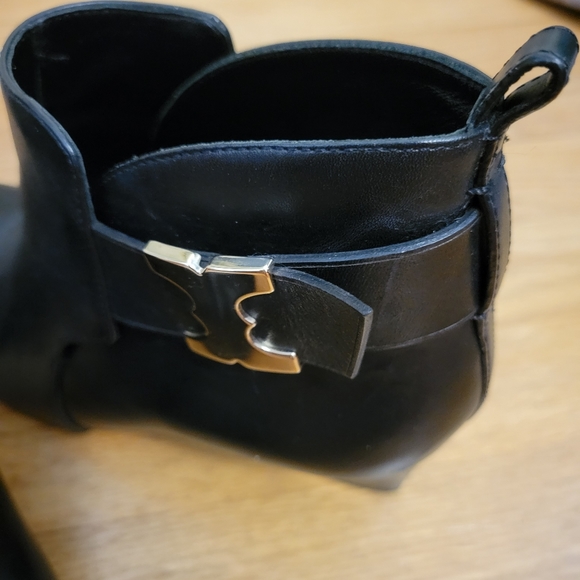 Tory Burch leather booties - Picture 3 of 5